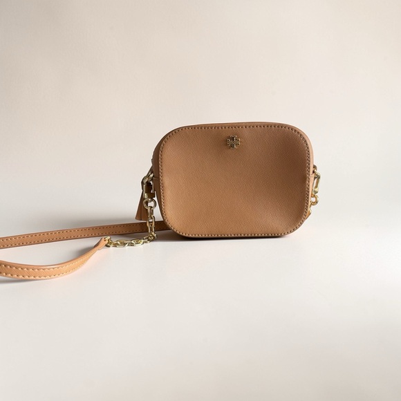 Tory Burch Handbags - Tory Burch Emerson Round Crossbody Camera Bag Tan Brown Saffiano Leather